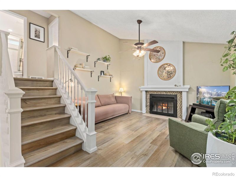 2400 Arctic Fox Dr, Fort Collins, CO 80525
