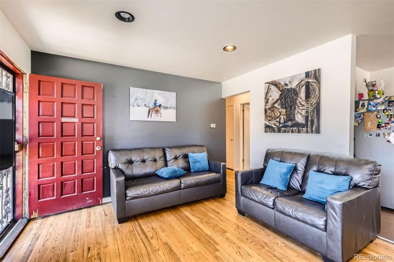7146 Jennie Dr, Denver, CO 80221