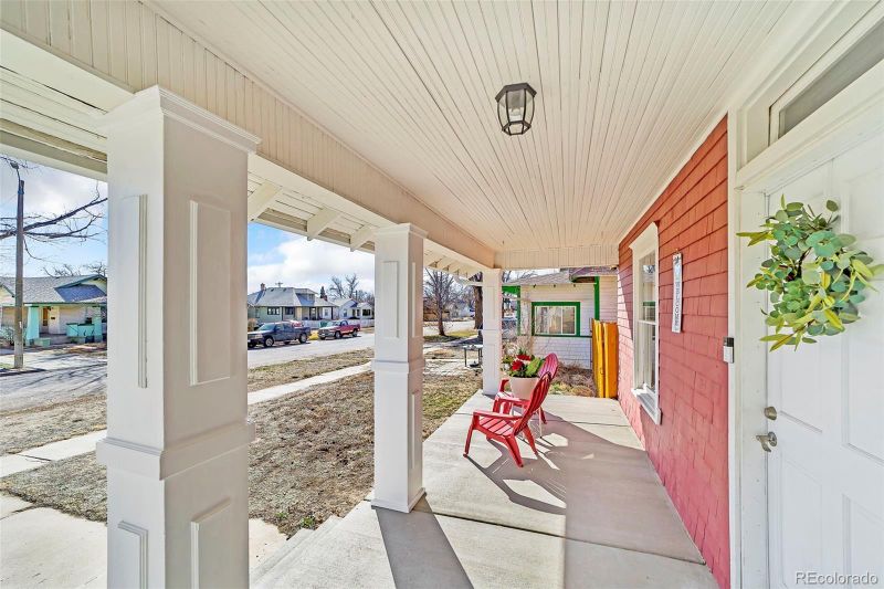 909 E 10th St, Pueblo, CO 81001