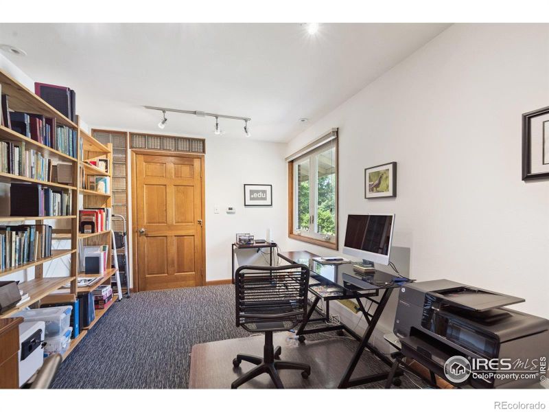 7290 Mount Sherman Rd, Longmont, CO 80503