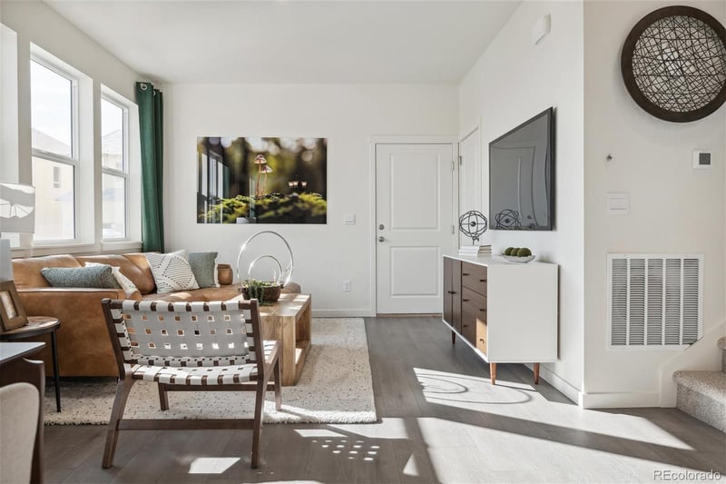 1397 S Chester St #A, Denver, CO 80247