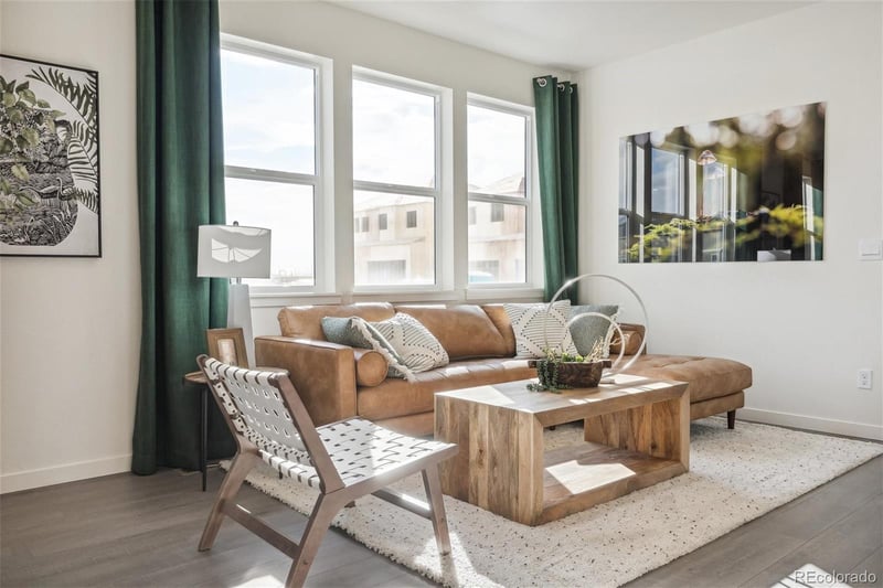 1397 S Chester St #A, Denver, CO 80247
