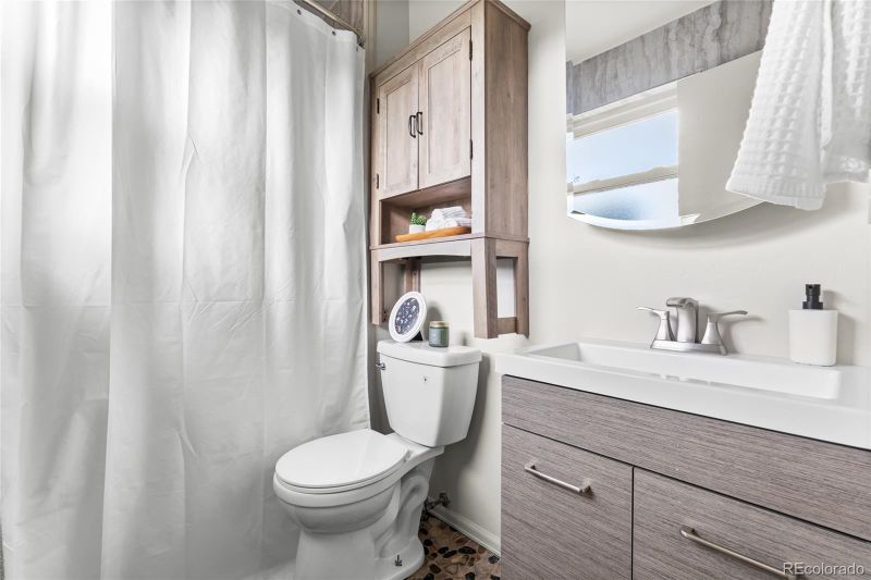 6254 W 79th Ave, Arvada, CO 80003