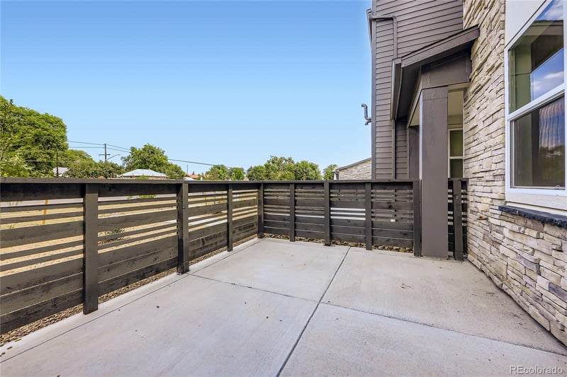2475 W 69th Pl, Denver, CO 80221
