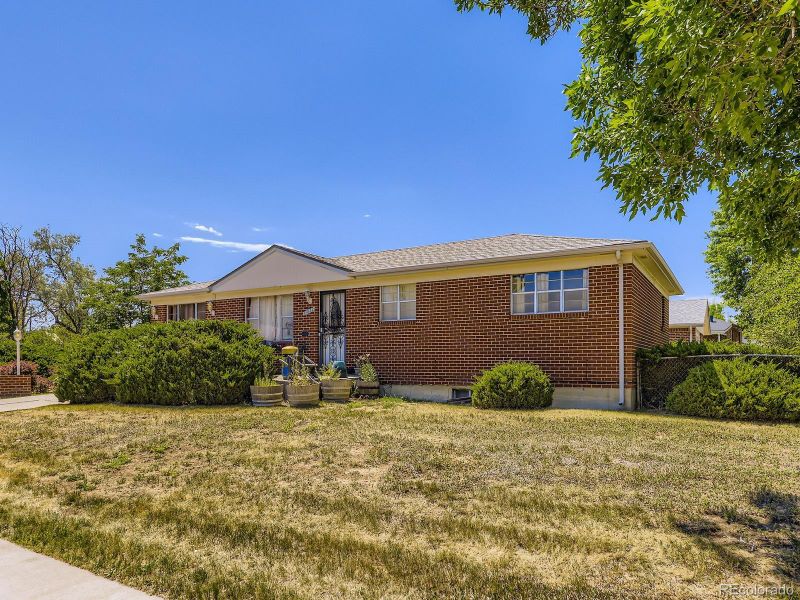 11882 Irma Dr, Northglenn, CO 80233