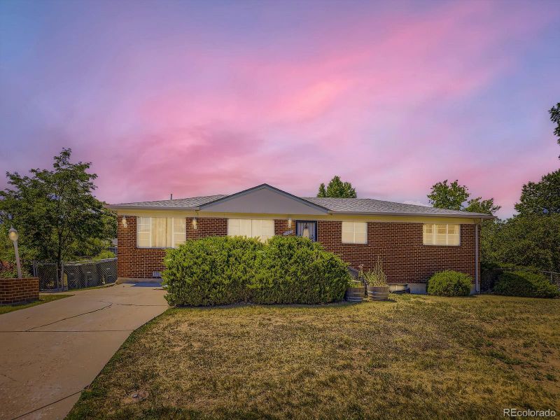 11882 Irma Dr, Northglenn, CO 80233