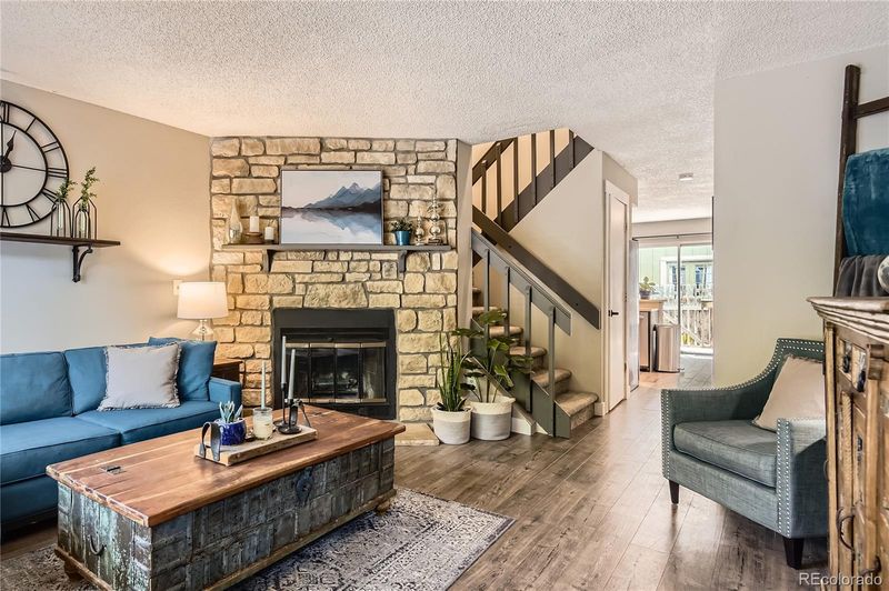 8252 S Fillmore Cir, Centennial, CO 80122