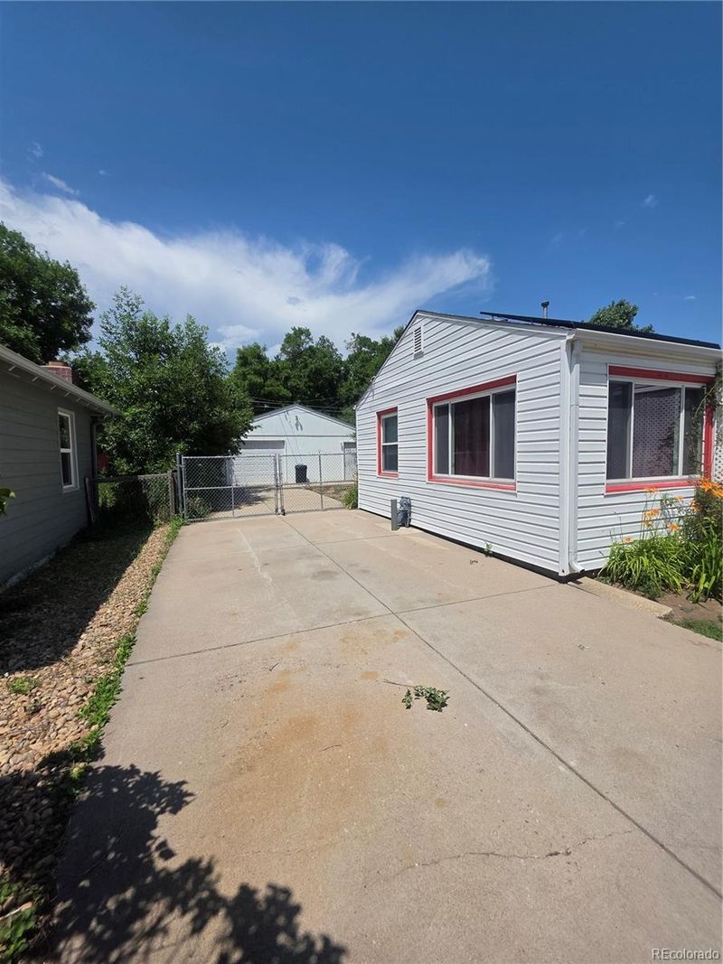 475 Tennyson St, Denver, CO 80204