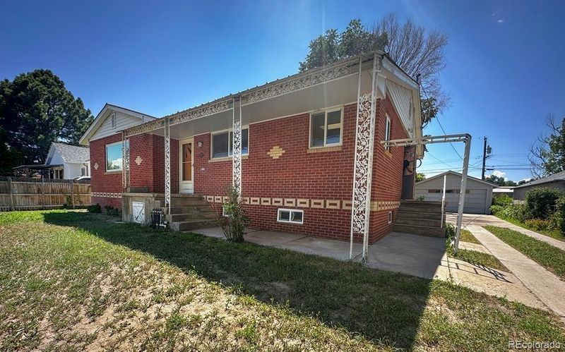 1517 Bragdon Ave, Pueblo, CO 81004