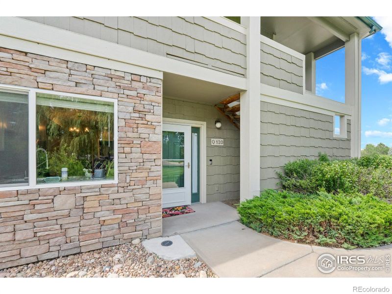 5225 White Willow Dr #120, Fort Collins, CO 80528