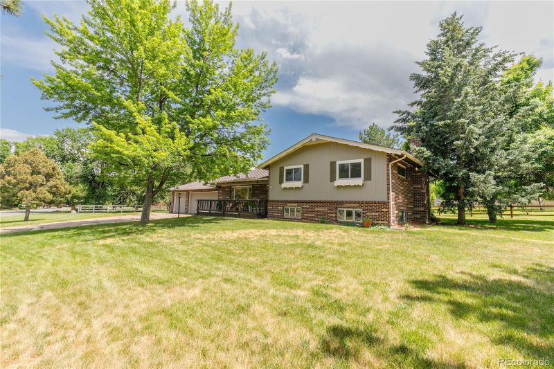 13990 Berry Rd, Golden, CO 80401