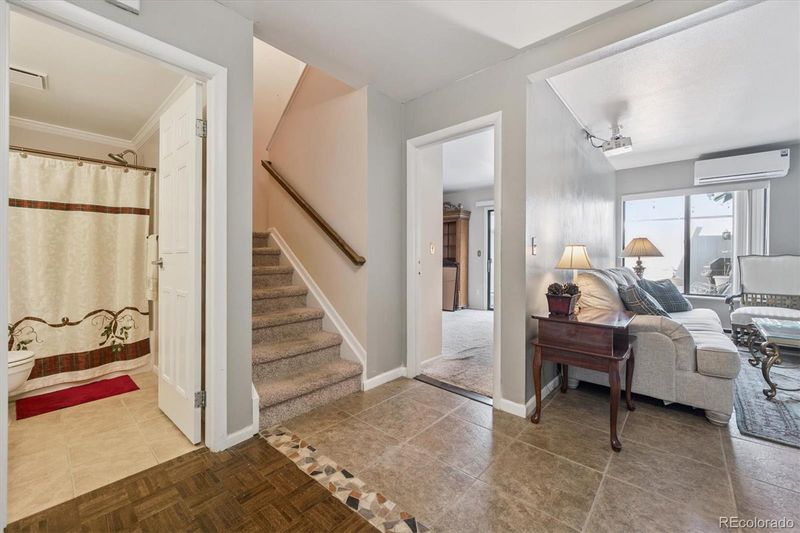 2458 S Victor St #B, Aurora, CO 80014