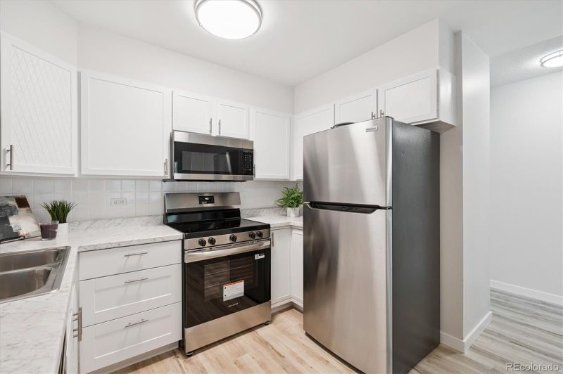 660 S Alton Way #12C, Denver, CO 80247