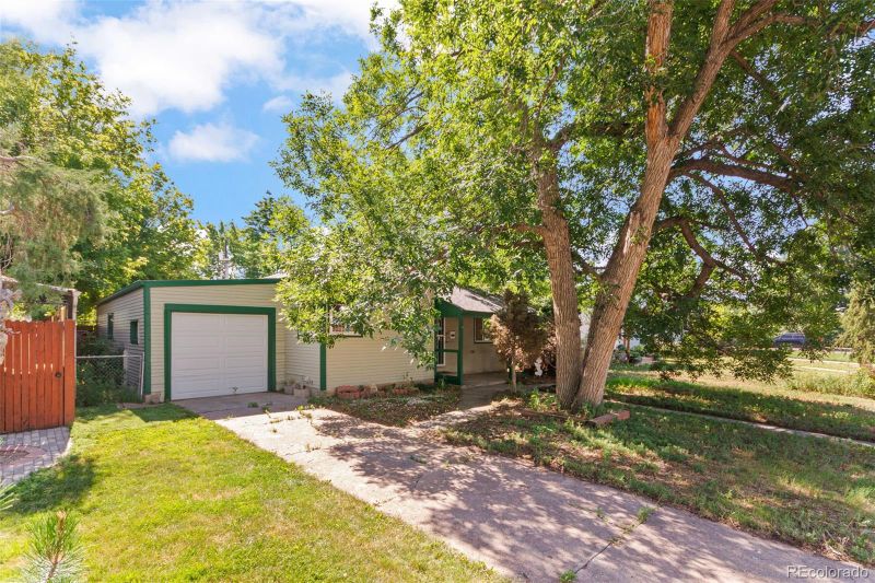 1240 Willow St, Denver, CO 80220
