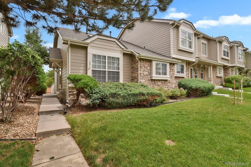 1276 S Zeno Cir #A, Aurora, CO 80017