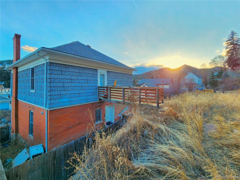 1520 Virginia St, Idaho Springs, CO 80452