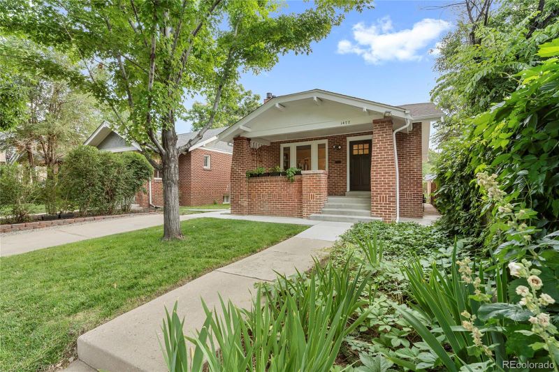 1477 Fairfax St, Denver, CO 80220