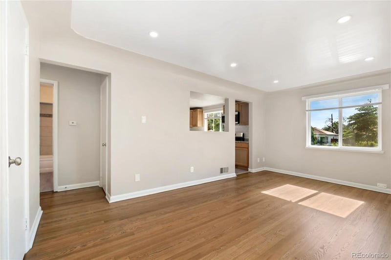 3327 Krameria St, Denver, CO 80207