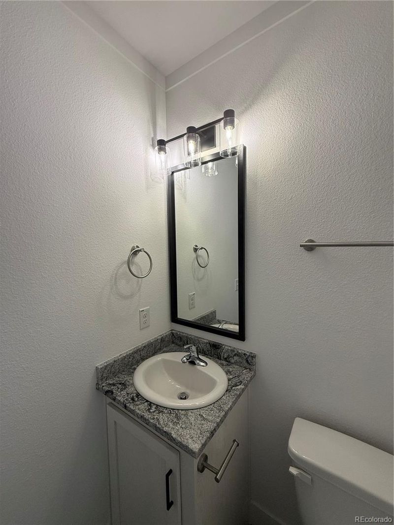 59440 E 56th Ave, Strasburg, CO 80136