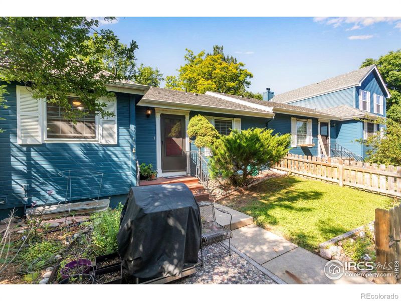 1333 Village Park Ct, Fort Collins, CO 80526