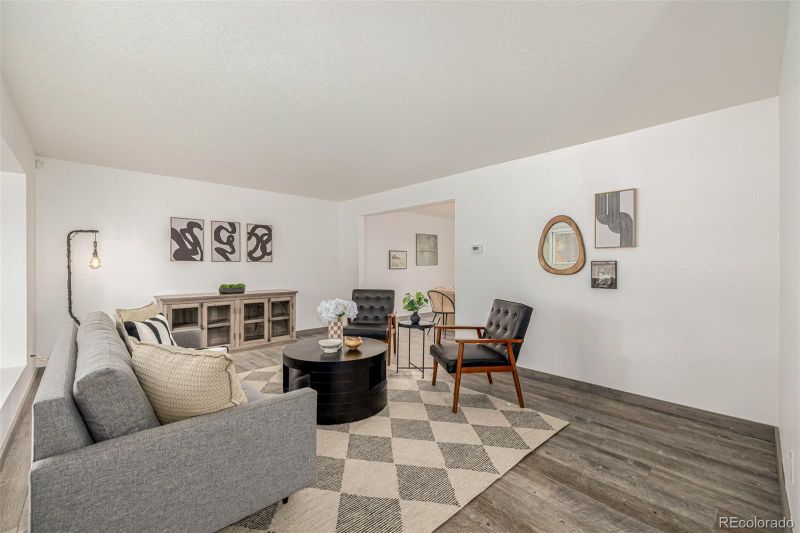 6005 S Vivian St, Littleton, CO 80127