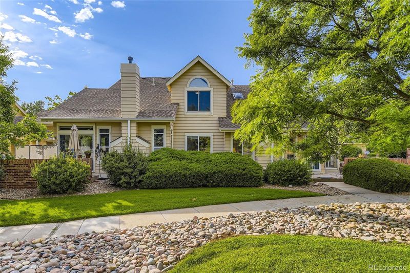 2117 S Troy Way, Aurora, CO 80014