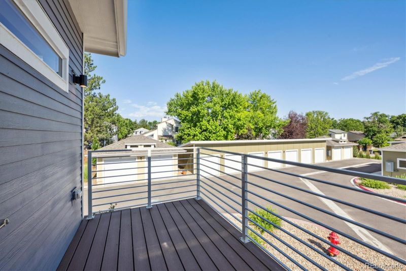 290 S Cherrywood Dr #202, Lafayette, CO 80026