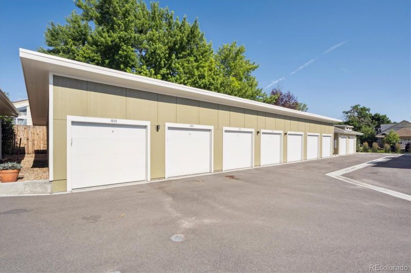 290 S Cherrywood Dr #202, Lafayette, CO 80026