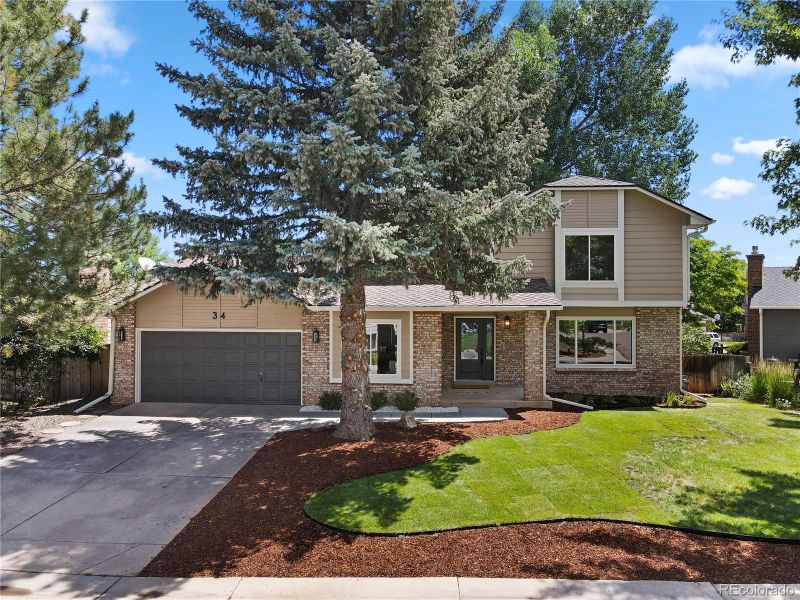 34 Honey Locust, Littleton, CO 80127