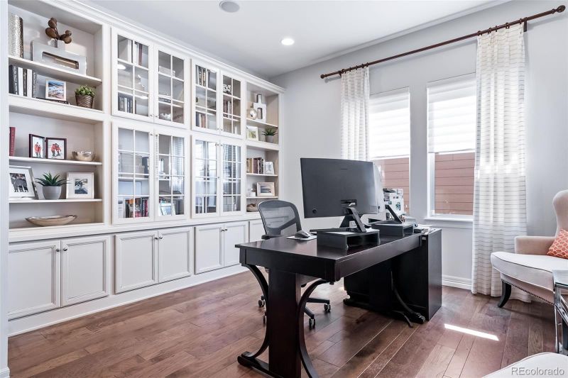 23615 E Del Norte Pl, Aurora, CO 80016