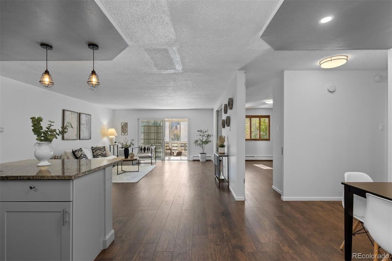 610 S Clinton St #10A, Denver, CO 80247