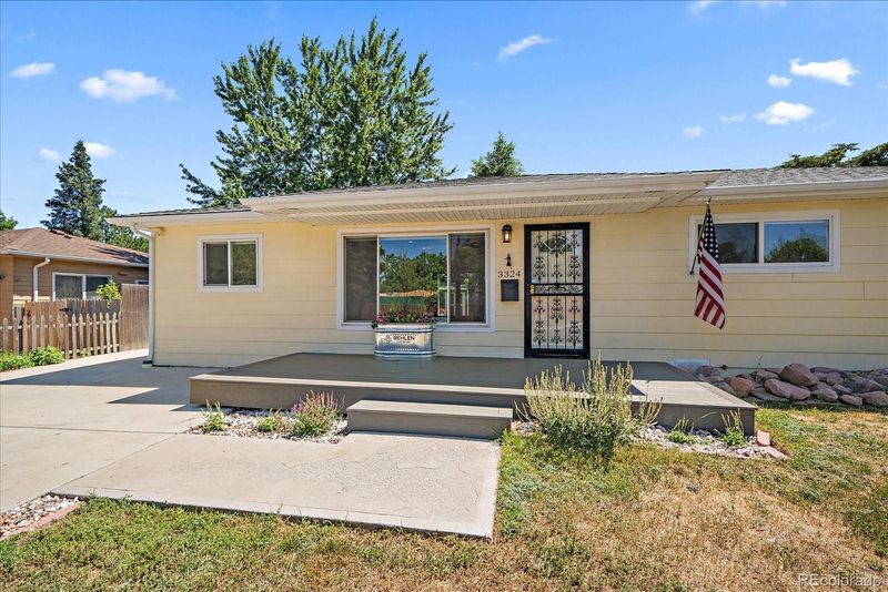 3324 W Hialeah Ave, Littleton, CO 80123