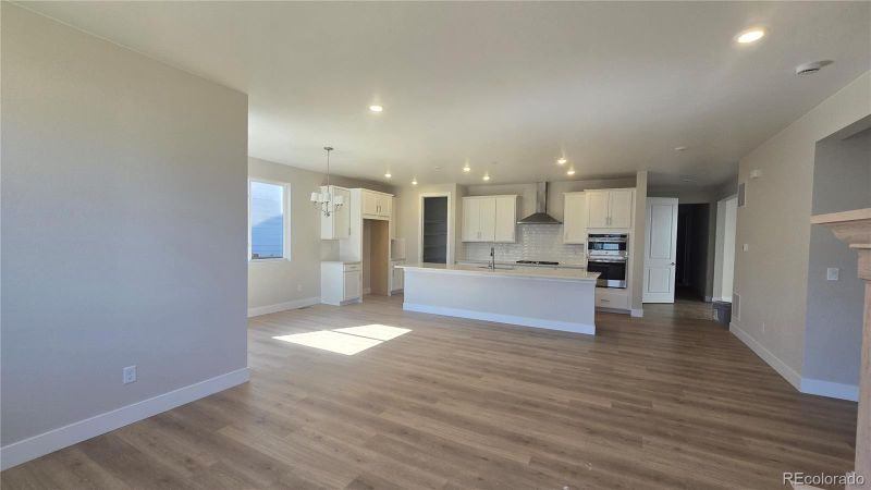 16554 W 93rd Way, Arvada, CO 80007