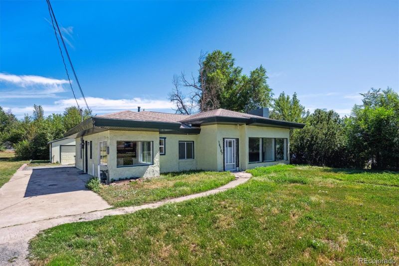 16707 W 10th Ave, Golden, CO 80401