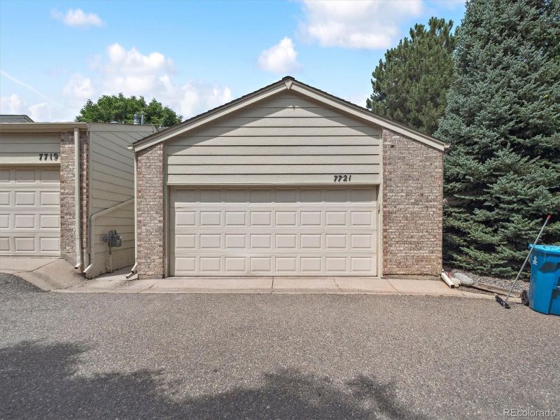 7721 S Cove Cir, Centennial, CO 80122