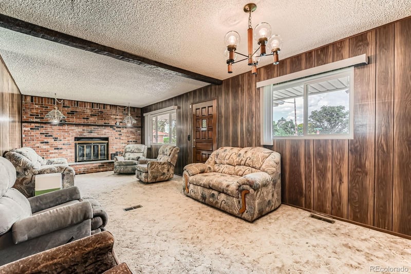 8247 Vanguard Dr, Denver, CO 80221