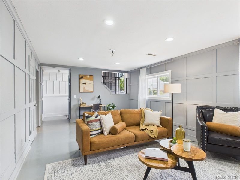 9030 W Bellwood Pl, Littleton, CO 80123