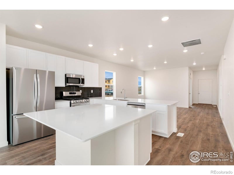 235 Dawn Dr, Hudson, CO 80642
