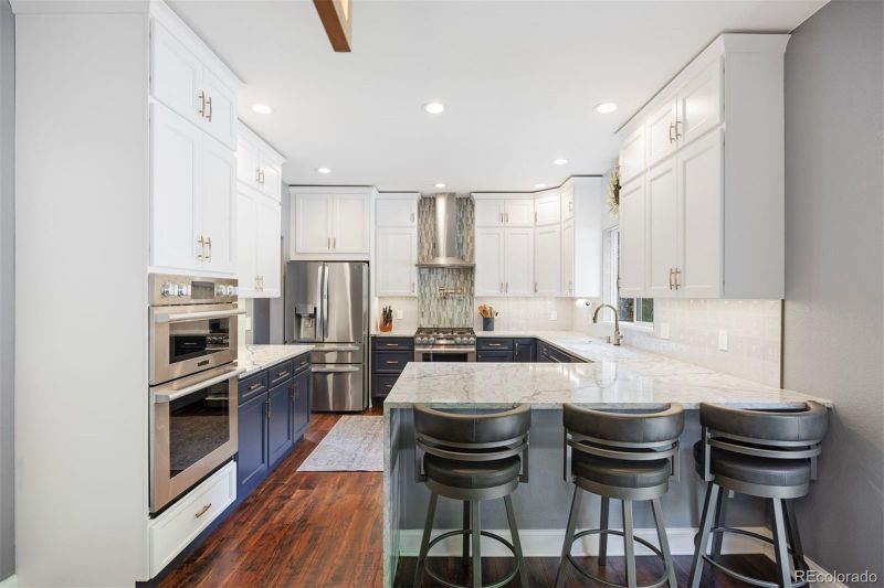 10060 Royal Eagle Ln, Highlands Ranch, CO 80129