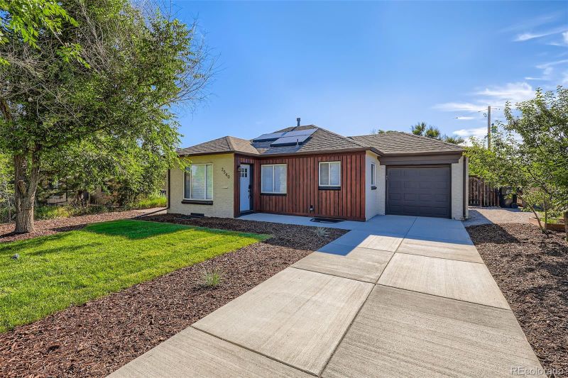 2540 Poplar St, Denver, CO 80207