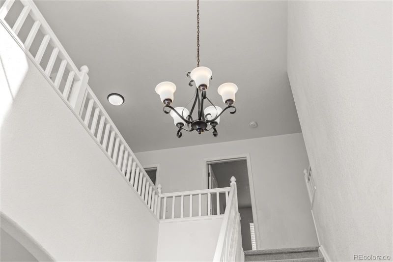 8182 S York Ct, Centennial, CO 80122