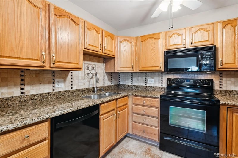 585 S Alton Way #4D, Denver, CO 80247