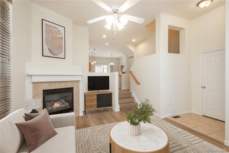 9496 Elmhurst Ln #A, Highlands Ranch, CO 80129
