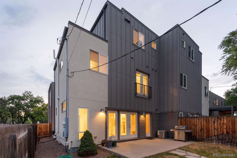 3285 W 21st Ave, Denver, CO 80211