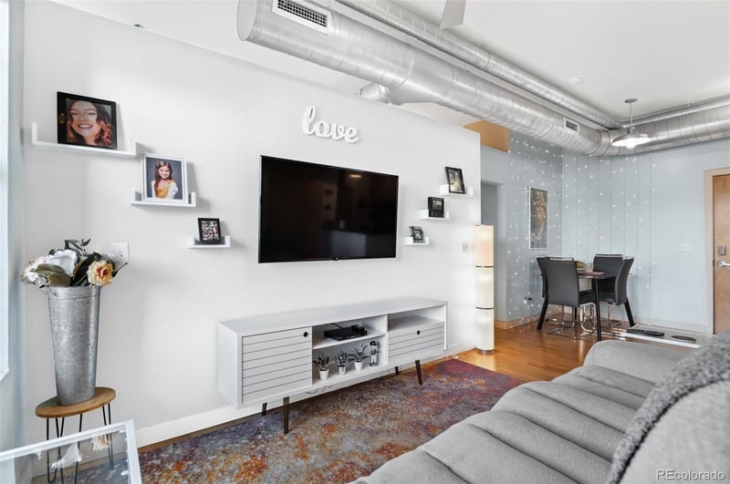 7700 E 29th Ave #304, Denver, CO 80238