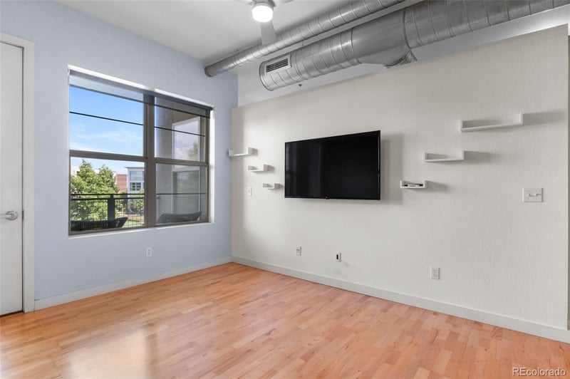 7700 E 29th Ave #304, Denver, CO 80238