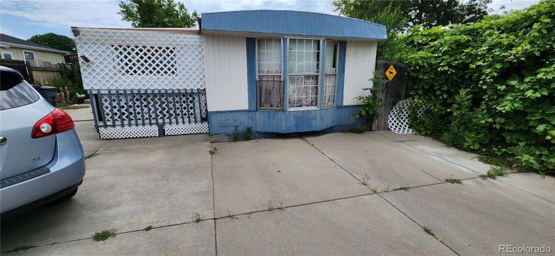 9032 Mandel St, Denver, CO 80260