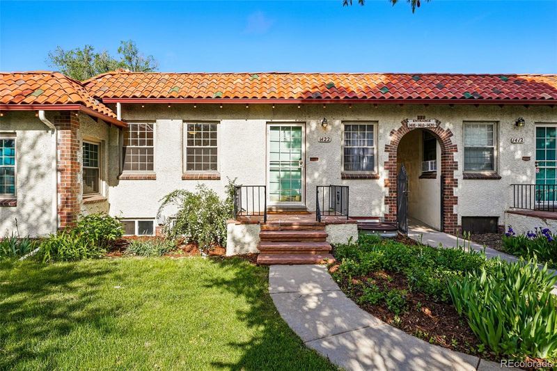 1422 Ivy St, Denver, CO 80220
