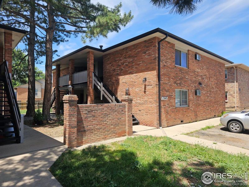1343 Vivian St, Longmont, CO 80501
