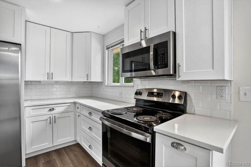 6640 S Dexter St, Centennial, CO 80121
